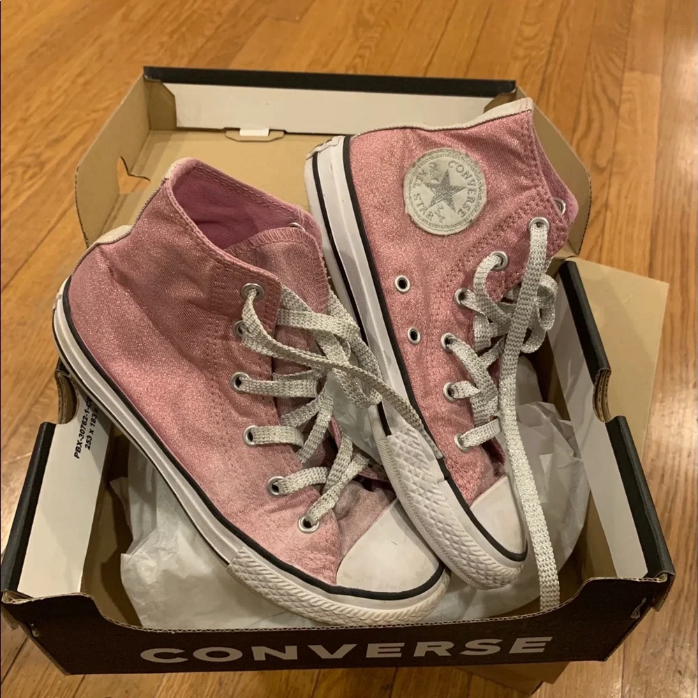 Converse CTAS pink shimmer, silver, girls sz1
